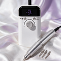 Ponceuse à ongles électrique rechargeable SÉVANE Nacre blanche sur une soie nacrée